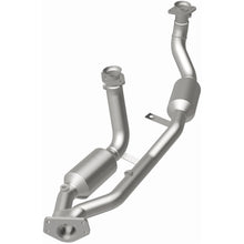 Load image into Gallery viewer, MagnaFlow Exhaust Products 23542 HM Grade Direct-Fit Catalytic Converter for Select Ford Windstar