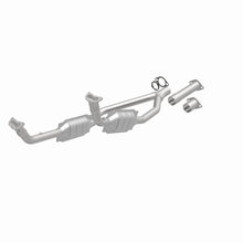 Load image into Gallery viewer, MagnaFlow Exhaust Products 23821 Standard Grade Direct-Fit Catalytic Converter for Select Land Rover Range Rover