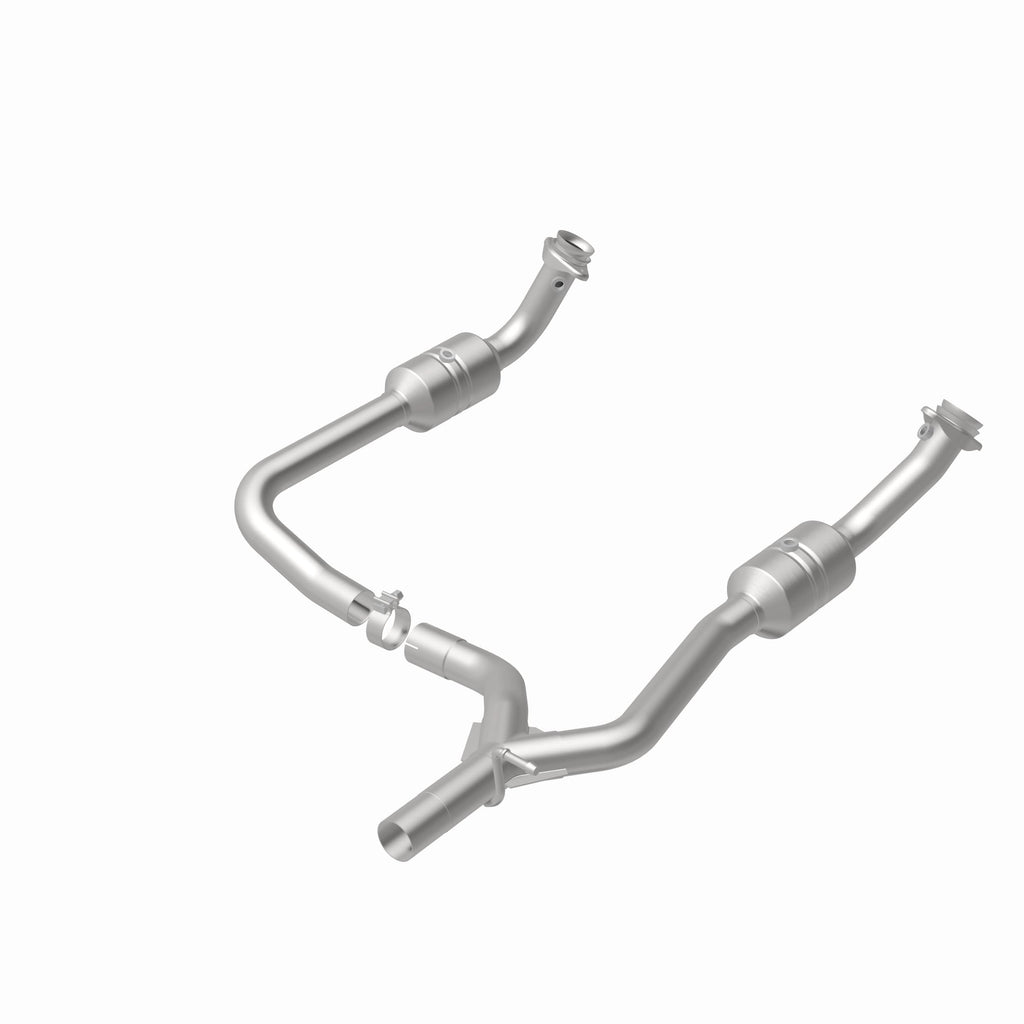 MagnaFlow Exhaust Products 52153 OEM Grade Direct-Fit Catalytic Converter for Select Ford E-150, Ford E-250