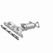 Load image into Gallery viewer, MagnaFlow Exhaust Products 5531060 California CARB Manifold Catalytic Converter for Select Chevrolet Malibu, Pontiac G6, Saturn Aura