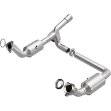 Load image into Gallery viewer, MagnaFlow Exhaust Products 280656 OEM Grade Direct-Fit Catalytic Converter for Select Chevrolet Silverado 1500, Chevrolet Silverado LTD, Chevrolet Suburban, Chevrolet Tahoe, GMC Sierra 1500, GMC Sierra Limited, GMC Yukon, GMC Yukon XL