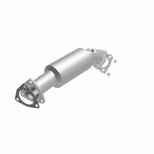 Load image into Gallery viewer, MagnaFlow Exhaust Products 4561062 California CARB Direct-Fit Catalytic Converter for Select Audi A4, Audi A4 Quattro, Volkswagen Passat