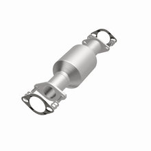 Load image into Gallery viewer, MagnaFlow Exhaust Products 5491924 California CARB Direct-Fit Catalytic Converter for Select Kia Sorento