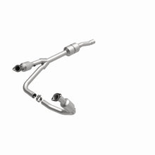 Load image into Gallery viewer, MagnaFlow Exhaust Products 458070 California CARB Direct-Fit Catalytic Converter for Select Dodge Ram