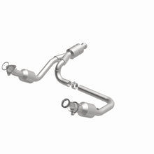Load image into Gallery viewer, MagnaFlow Exhaust Products 52642 OEM Grade Direct-Fit Catalytic Converter for Select Chevrolet Silverado 1500, Chevrolet Silverado LD, Chevrolet Suburban, Chevrolet Tahoe, GMC Sierra 1500, GMC Sierra Limited, GMC Yukon, GMC Yukon XL
