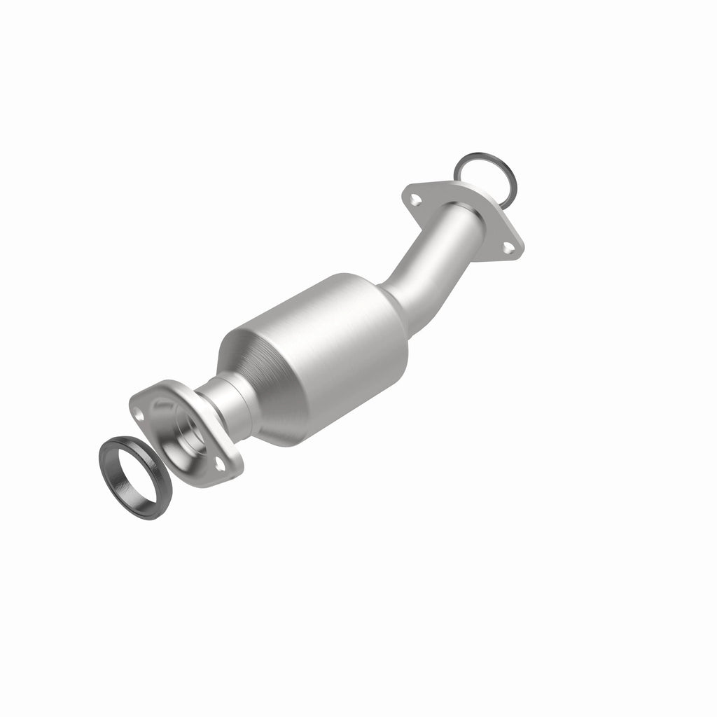 MagnaFlow Exhaust Products 52557 OEM Grade Direct-Fit Catalytic Converter for Select Toyota Sienna