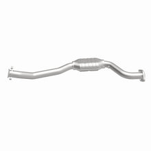 Load image into Gallery viewer, MagnaFlow Exhaust Products 49611 OEM Grade Direct-Fit Catalytic Converter for Select Chevrolet Colorado, GMC Canyon