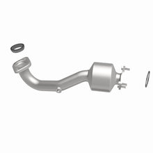 Load image into Gallery viewer, MagnaFlow Exhaust Products 21-979 OEM Grade Direct-Fit Catalytic Converter for Select Honda HR-V
