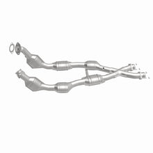 Load image into Gallery viewer, MagnaFlow Exhaust Products 441115 California CARB Direct-Fit Catalytic Converter for Select Ford Mustang