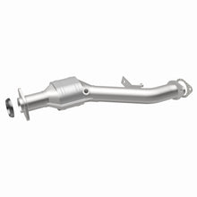 Load image into Gallery viewer, MagnaFlow Exhaust Products 5421025 California CARB Direct-Fit Catalytic Converter for Select Subaru Impreza