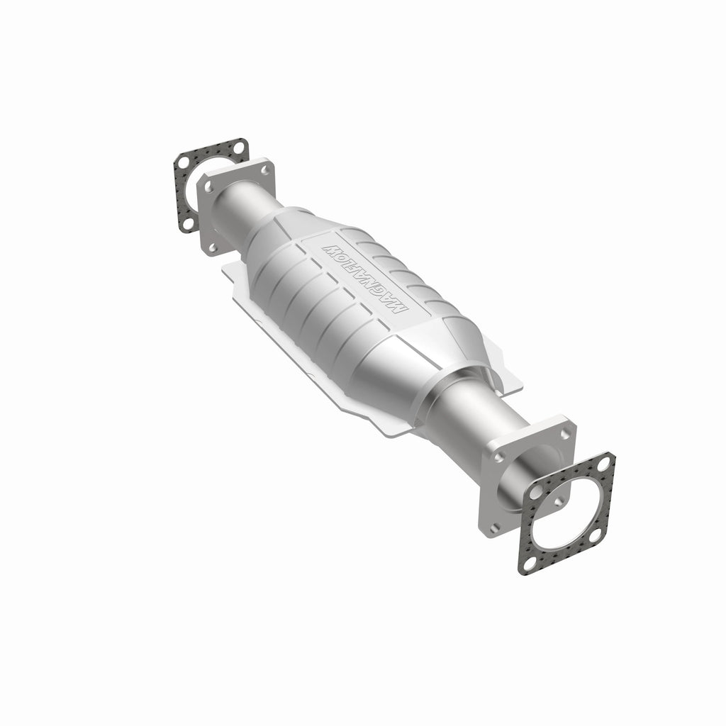 MagnaFlow Exhaust Products 3391657 California CARB Direct-Fit Catalytic Converter for Select Isuzu Pickup, Isuzu Rodeo, Isuzu Trooper