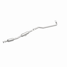 Load image into Gallery viewer, MagnaFlow Exhaust Products 51128 OEM Grade Direct-Fit Catalytic Converter for Select Chevrolet Prizm, Toyota Corolla