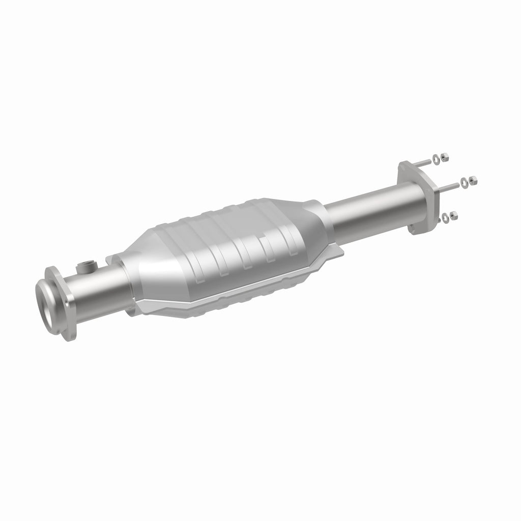 MagnaFlow Exhaust Products 49038 OEM Grade Direct-Fit Catalytic Converter for Select Jeep Wrangler