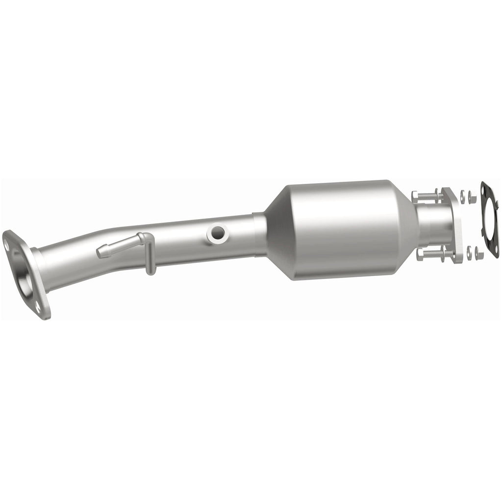 MagnaFlow Exhaust Products 52690 OEM Grade Direct-Fit Catalytic Converter for Select Chevrolet City Express, Nissan NV200