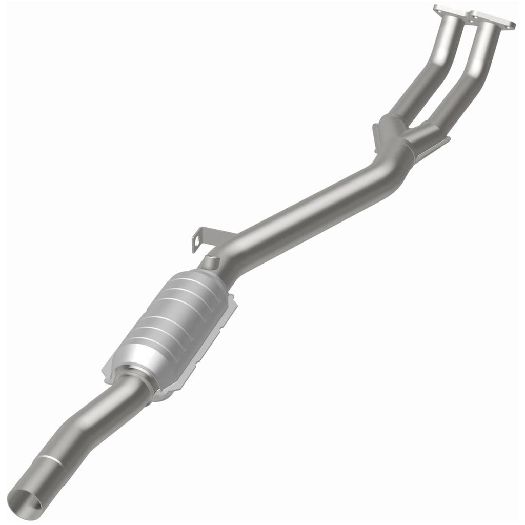 MagnaFlow Exhaust Products 93685 Standard Grade Direct-Fit Catalytic Converter for Select BMW 850CSi, BMW 850Ci, BMW 850i