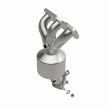 Load image into Gallery viewer, MagnaFlow Exhaust Products 51771 OEM Grade Manifold Catalytic Converter for Select Mitsubishi Outlander