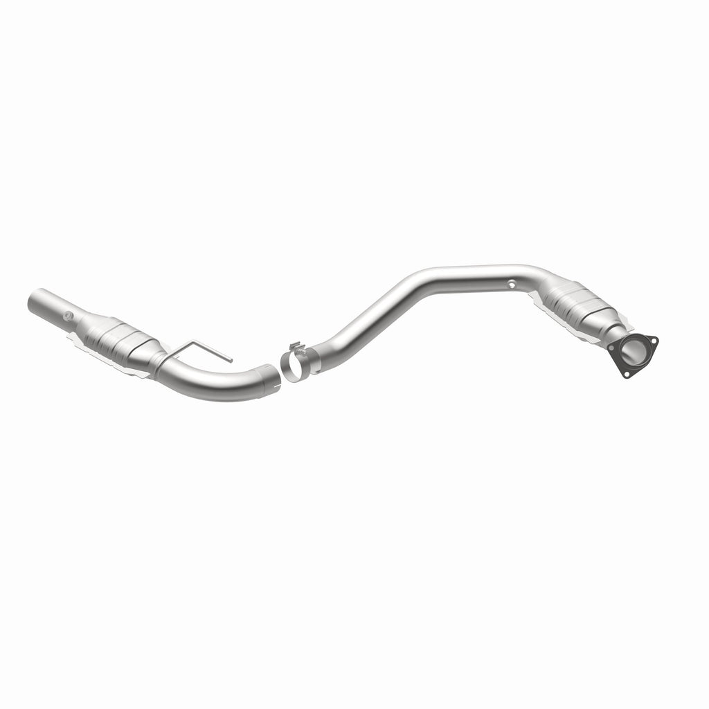MagnaFlow Exhaust Products 447267 California CARB Direct-Fit Catalytic Converter for Select Chevrolet Express 2500, Chevrolet Express 3500, GMC Savana 2500, GMC Savana