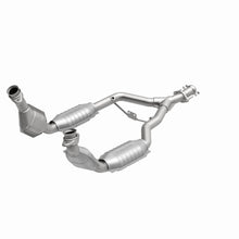 Load image into Gallery viewer, MagnaFlow Exhaust Products 444064 California CARB Direct-Fit Catalytic Converter for Select Ford Mustang