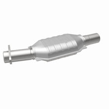 Load image into Gallery viewer, MagnaFlow Exhaust Products 3322418 California CARB Direct-Fit Catalytic Converter for Select Buick Century, Buick Electra, Buick Estate Wagon, Buick LeSabre, Buick Regal, Buick Riviera, Cadillac DeVille, Cadillac Eldorado, Cadillac Fleetwood, Cadillac