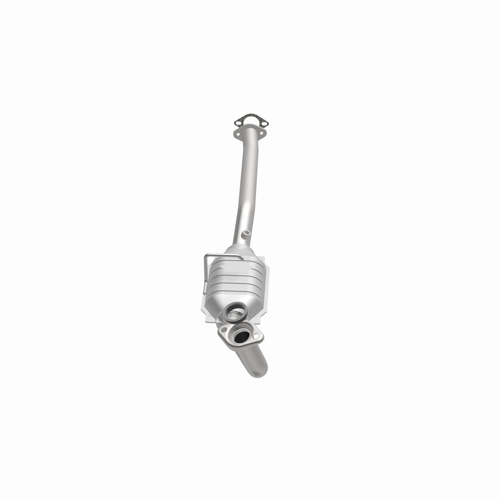 MagnaFlow Exhaust Products 49563 OEM Grade Direct-Fit Catalytic Converter for Select Chevrolet Metro, Geo Metro, Suzuki Swift