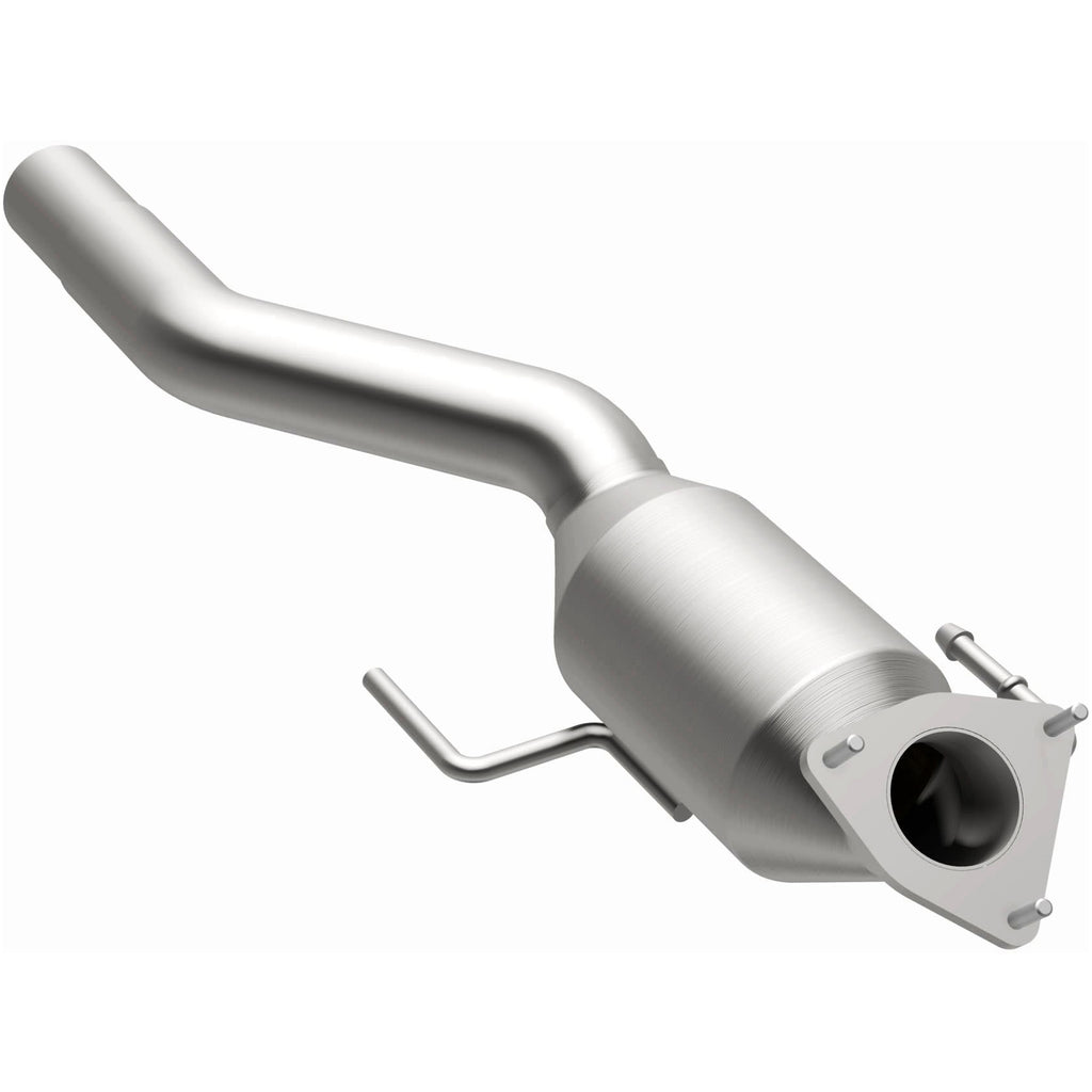 MagnaFlow Exhaust Products 24185 HM Grade Direct-Fit Catalytic Converter for Select Volkswagen Touareg