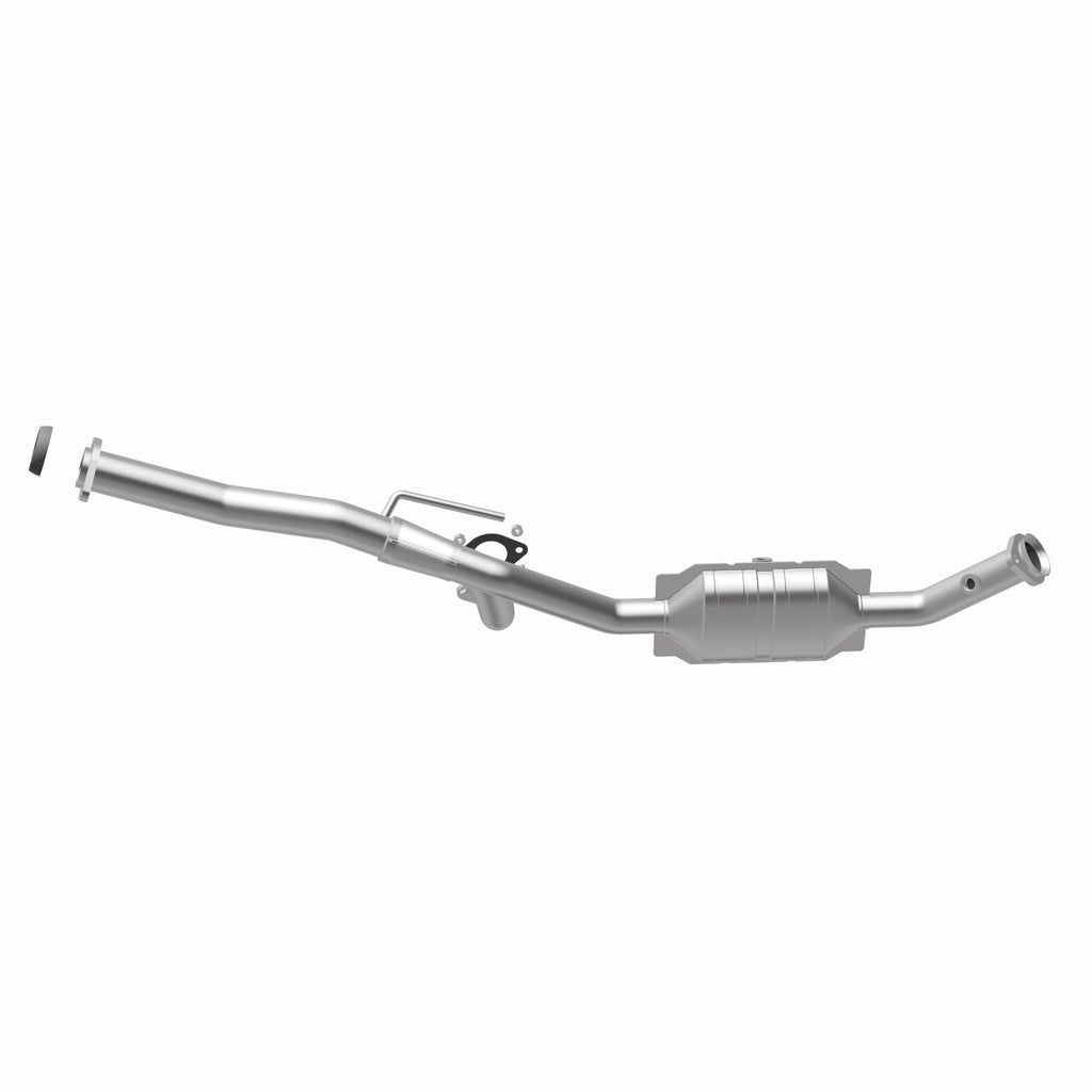MagnaFlow Exhaust Products 49676 OEM Grade Direct-Fit Catalytic Converter for Select Ford Ranger, Mazda B3000