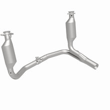 Load image into Gallery viewer, MagnaFlow Exhaust Products 4551027 California CARB Direct-Fit Catalytic Converter for Select Dodge Dakota