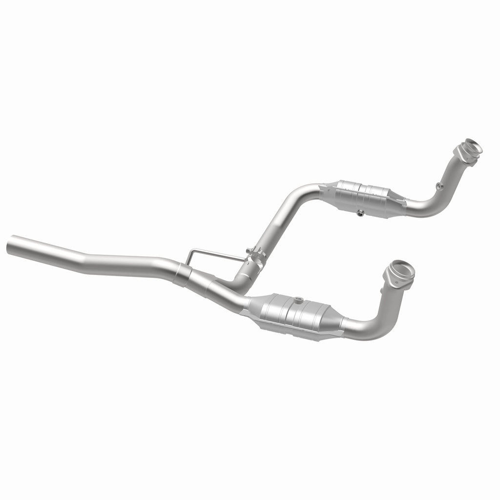 MagnaFlow Exhaust Products 49187 OEM Grade Direct-Fit Catalytic Converter for Select Dodge Nitro, Jeep Liberty