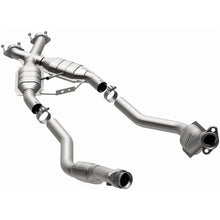 Load image into Gallery viewer, MagnaFlow Exhaust Products 444062 California CARB Direct-Fit Catalytic Converter for Select Ford Mustang