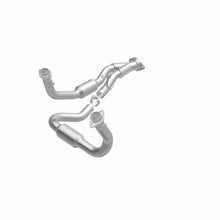 Load image into Gallery viewer, MagnaFlow Exhaust Products 24471 HM Grade Direct-Fit Catalytic Converter for Select Jeep Grand Cherokee