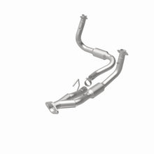 Load image into Gallery viewer, MagnaFlow Exhaust Products 24471 HM Grade Direct-Fit Catalytic Converter for Select Jeep Grand Cherokee