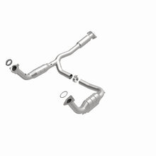 Load image into Gallery viewer, MagnaFlow Exhaust Products 49886 OEM Grade Direct-Fit Catalytic Converter for Select Buick Rainier, Chevrolet Trailblazer EXT, GMC Envoy XL, GMC Envoy XUV, Isuzu Ascender