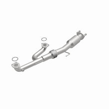 Load image into Gallery viewer, MagnaFlow Exhaust Products 5592282 California CARB Direct-Fit Catalytic Converter for Select Honda Odyssey
