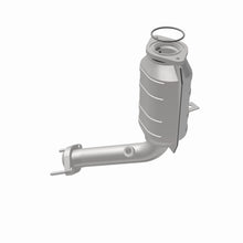 Load image into Gallery viewer, MagnaFlow Exhaust Products 25209 HM Grade Direct-Fit Catalytic Converter for Select Ford Five Hundred, Ford Freestyle, Mercury Montego