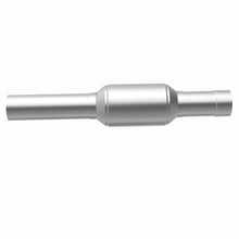 Load image into Gallery viewer, MagnaFlow Exhaust Products 3391477 California CARB Direct-Fit Catalytic Converter for Select Chevrolet C2500, Chevrolet C2500 Suburban, Chevrolet C3500, Chevrolet K2500, Chevrolet K2500 Suburban, Chevrolet K3500, Chevrolet P30, Chevrolet R20 Suburban,