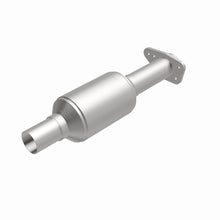 Load image into Gallery viewer, MagnaFlow Exhaust Products 3391419 California CARB Direct-Fit Catalytic Converter for Select Chevrolet LLV, Chevrolet S10, Chevrolet S10 Blazer, GMC S15, GMC S15 Jimmy, GMC Sonoma