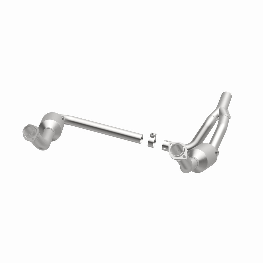 MagnaFlow Exhaust Products 21-458 OEM Grade Direct-Fit Catalytic Converter for Select Jeep Wrangler