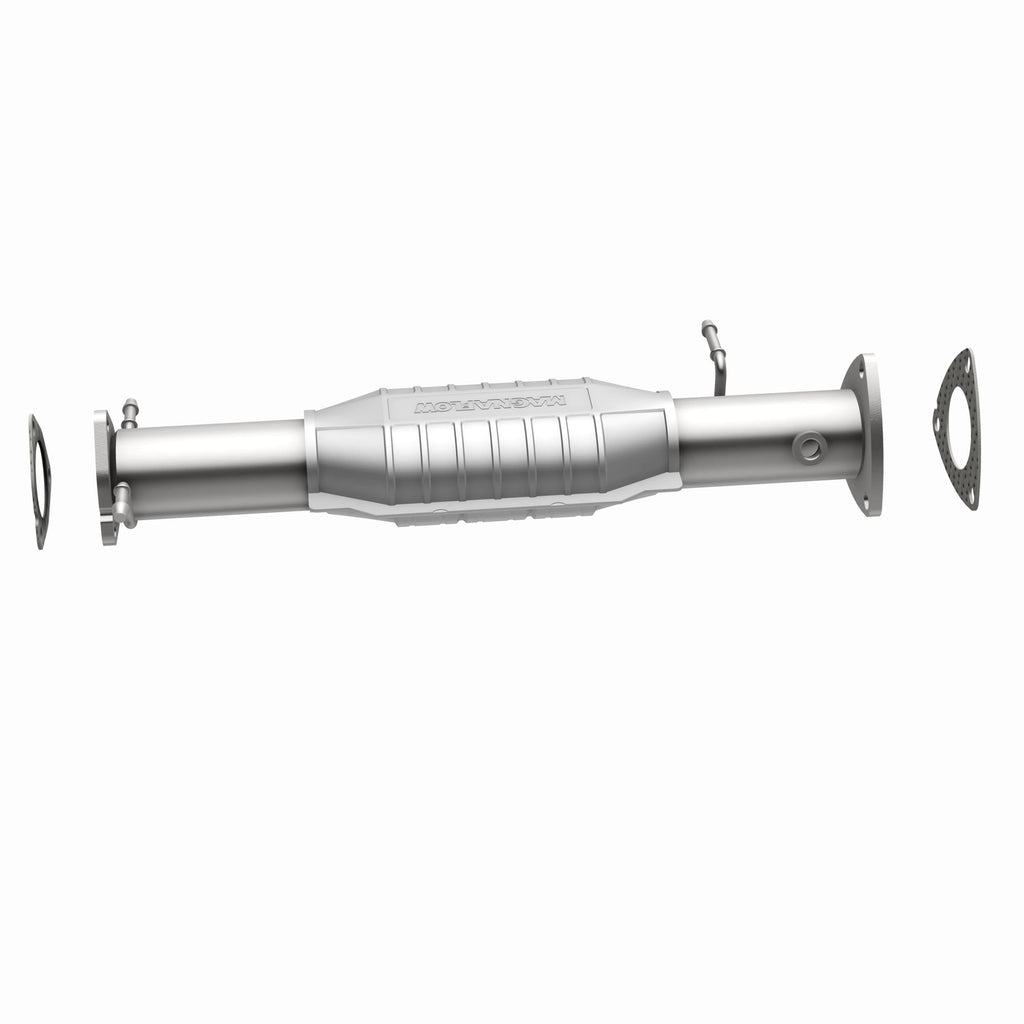 MagnaFlow Exhaust Products 93484 HM Grade Direct-Fit Catalytic Converter for Select Chevrolet S10, GMC Sonoma, Isuzu Hombre