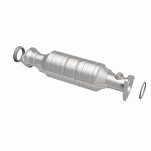 Load image into Gallery viewer, MagnaFlow Exhaust Products 93114 HM Grade Direct-Fit Catalytic Converter for Select Honda Odyssey