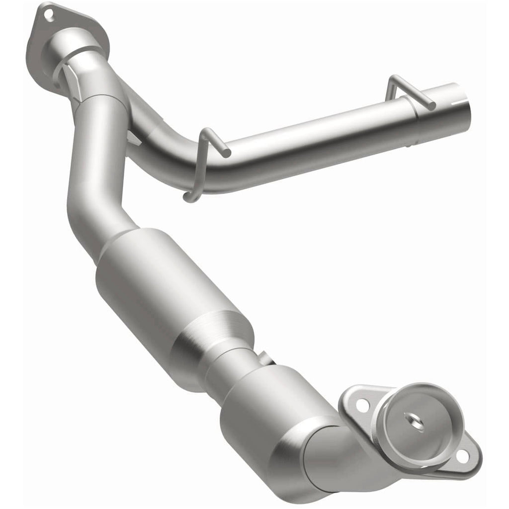MagnaFlow Exhaust Products 4583029 California CARB Direct-Fit Catalytic Converter for Select Lincoln Navigator