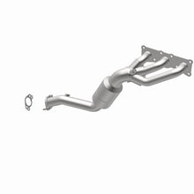 Load image into Gallery viewer, MagnaFlow Exhaust Products 51222 OEM Grade Manifold Catalytic Converter for Select BMW 528i, BMW 528i xDrive, BMW 528xi