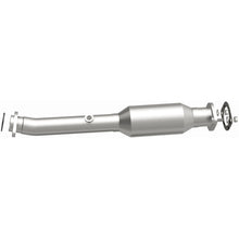 Load image into Gallery viewer, MagnaFlow Exhaust Products 21-041 OEM Grade Direct-Fit Catalytic Converter for Select INFINITI QX56, INFINITI QX80, Nissan Armada, Nissan TITAN, Nissan TITAN XD