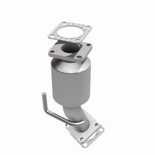 Load image into Gallery viewer, MagnaFlow Exhaust Products 93198 Standard Grade Direct-Fit Catalytic Converter for Select Honda Passport, Isuzu Rodeo