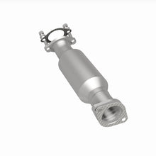 Load image into Gallery viewer, MagnaFlow Exhaust Products 5592426 California CARB Direct-Fit Catalytic Converter for Select Hyundai Santa Fe