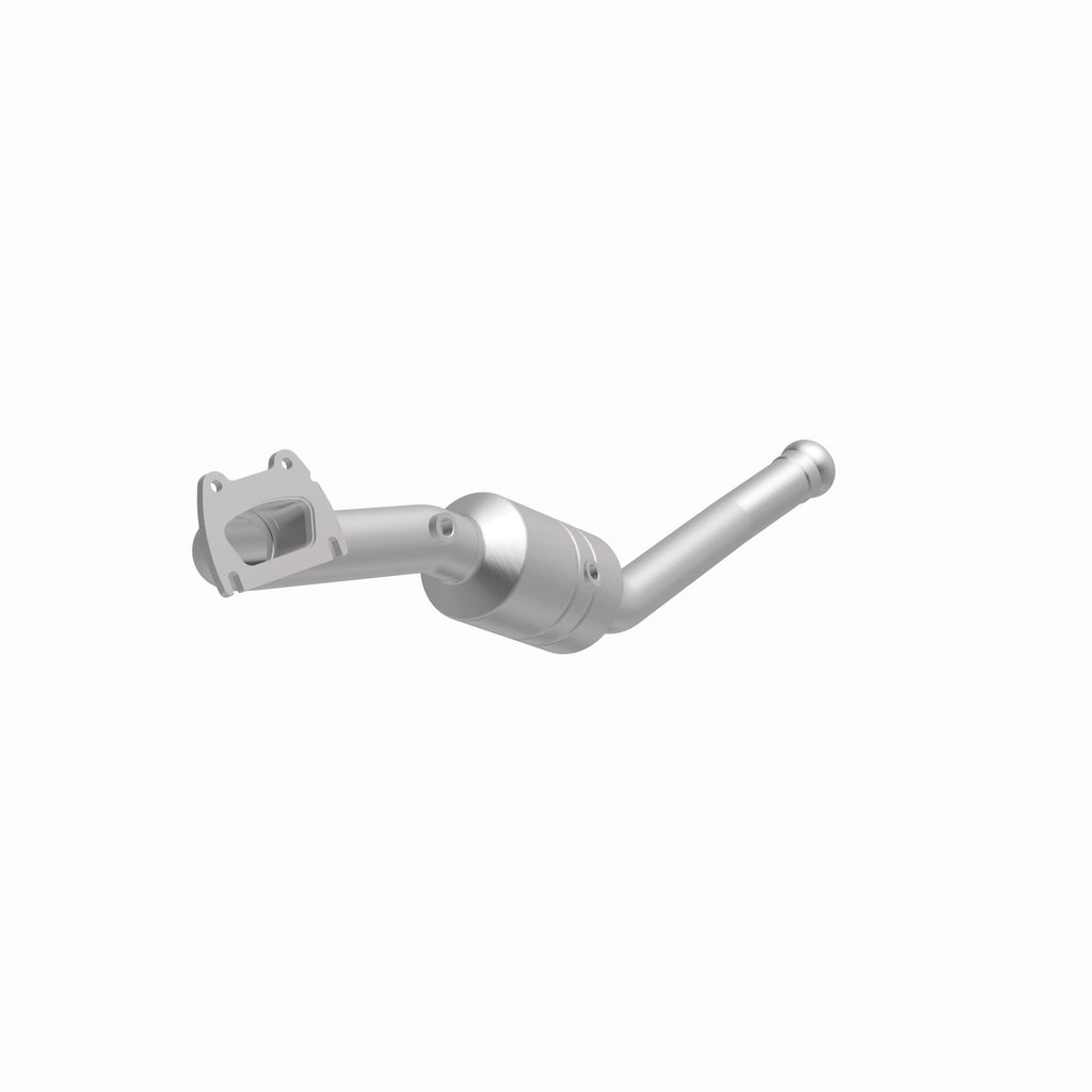 MagnaFlow Exhaust Products 49737 OEM Grade Direct-Fit Catalytic Converter for Select Dodge Durango, Jeep Grand Cherokee