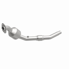 Load image into Gallery viewer, MagnaFlow Exhaust Products 24128 HM Grade Direct-Fit Catalytic Converter for Select Land Rover Freelander