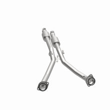 Load image into Gallery viewer, MagnaFlow Exhaust Products 557969 California CARB Direct-Fit Catalytic Converter for Select Cadillac CTS