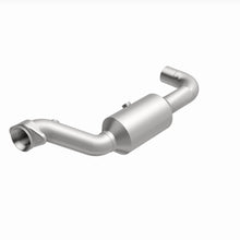 Load image into Gallery viewer, MagnaFlow Exhaust Products 280218 OEM Grade Direct-Fit Catalytic Converter for Select Ford Expedition, Lincoln Navigator