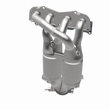 Load image into Gallery viewer, MagnaFlow Exhaust Products 23085 HM Grade Manifold Catalytic Converter for Select Toyota Highlander