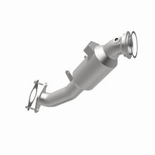 Load image into Gallery viewer, MagnaFlow Exhaust Products 280198 OEM Grade Direct-Fit Catalytic Converter for Select Chevrolet Colorado, Chevrolet Silverado 1500, Chevrolet Silverado LTD, GMC Canyon, GMC Sierra 1500, GMC Sierra Limited